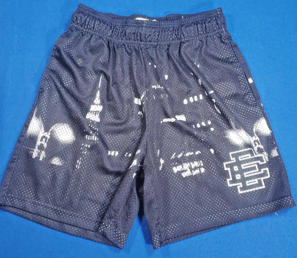 Eric Emanuel EE Basic Shorts Black Skyline New York City Mesh Graphic Men Size L